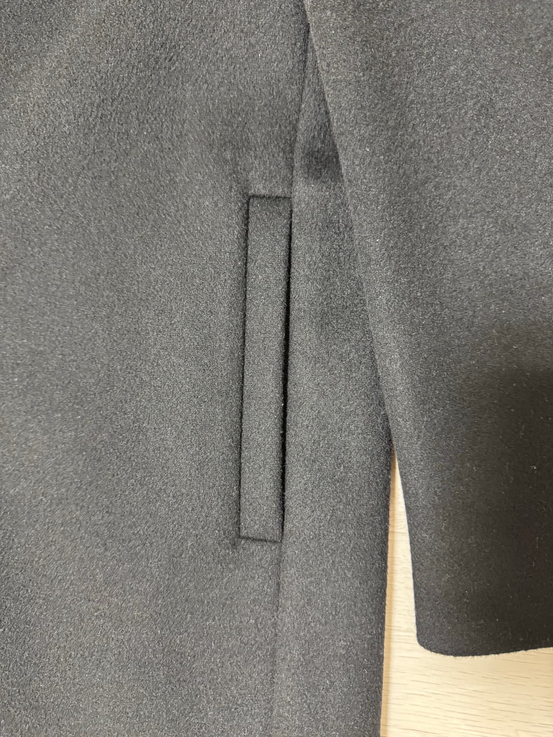 인사일런스 솔리스트 캐시미어 코트 BLACK/S 상품이미지4