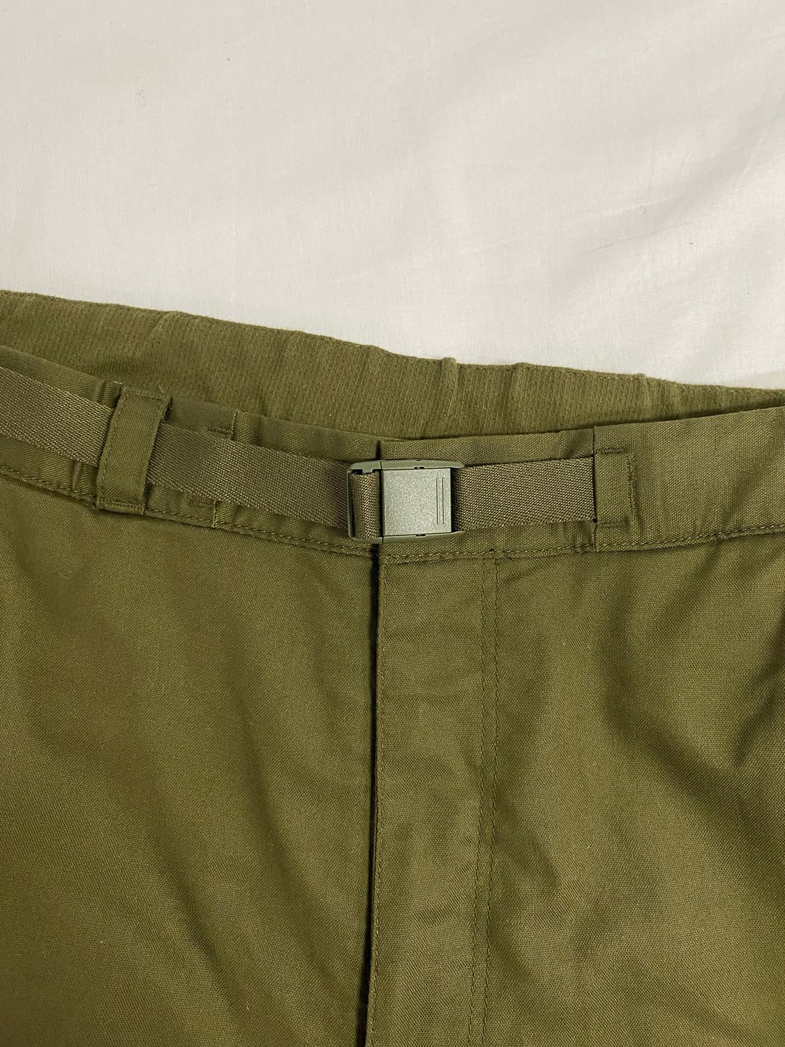 유니클로 jw앤더슨 카키 히트텍 벨트버클 팬츠 M 상품이미지5