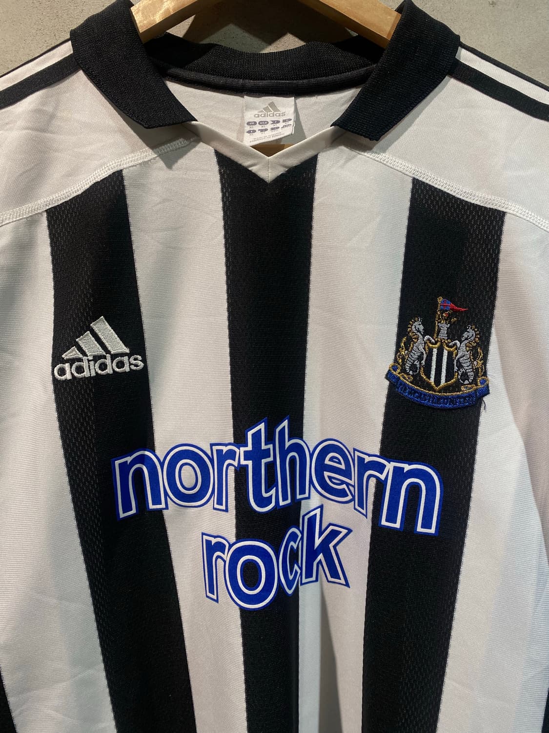 03-05 뉴캐슬 시어러 홈 유니폼 상품이미지3