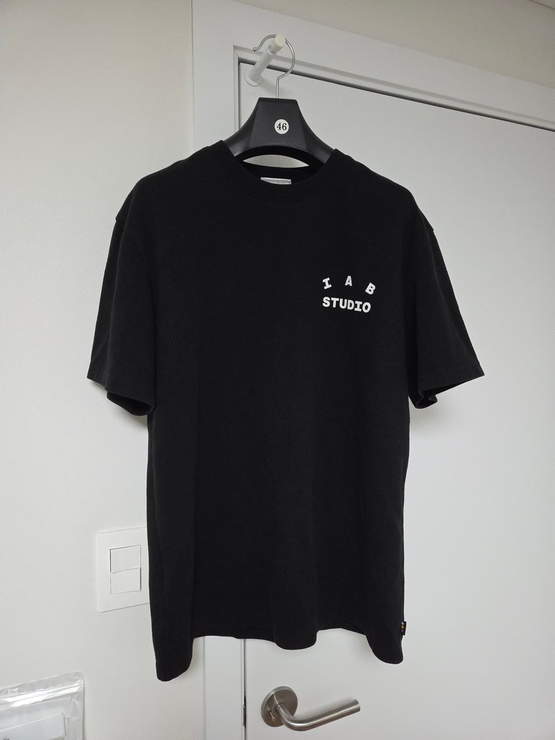 아이앱스튜디오 IAB STUDIO 10주년 반팔 블랙 L 상품이미지1