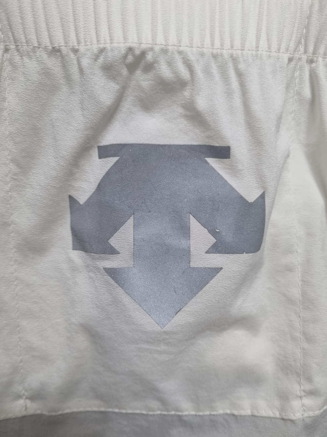  데상트 남성 초경량 나일론 바람막이 자켓 상품이미지5