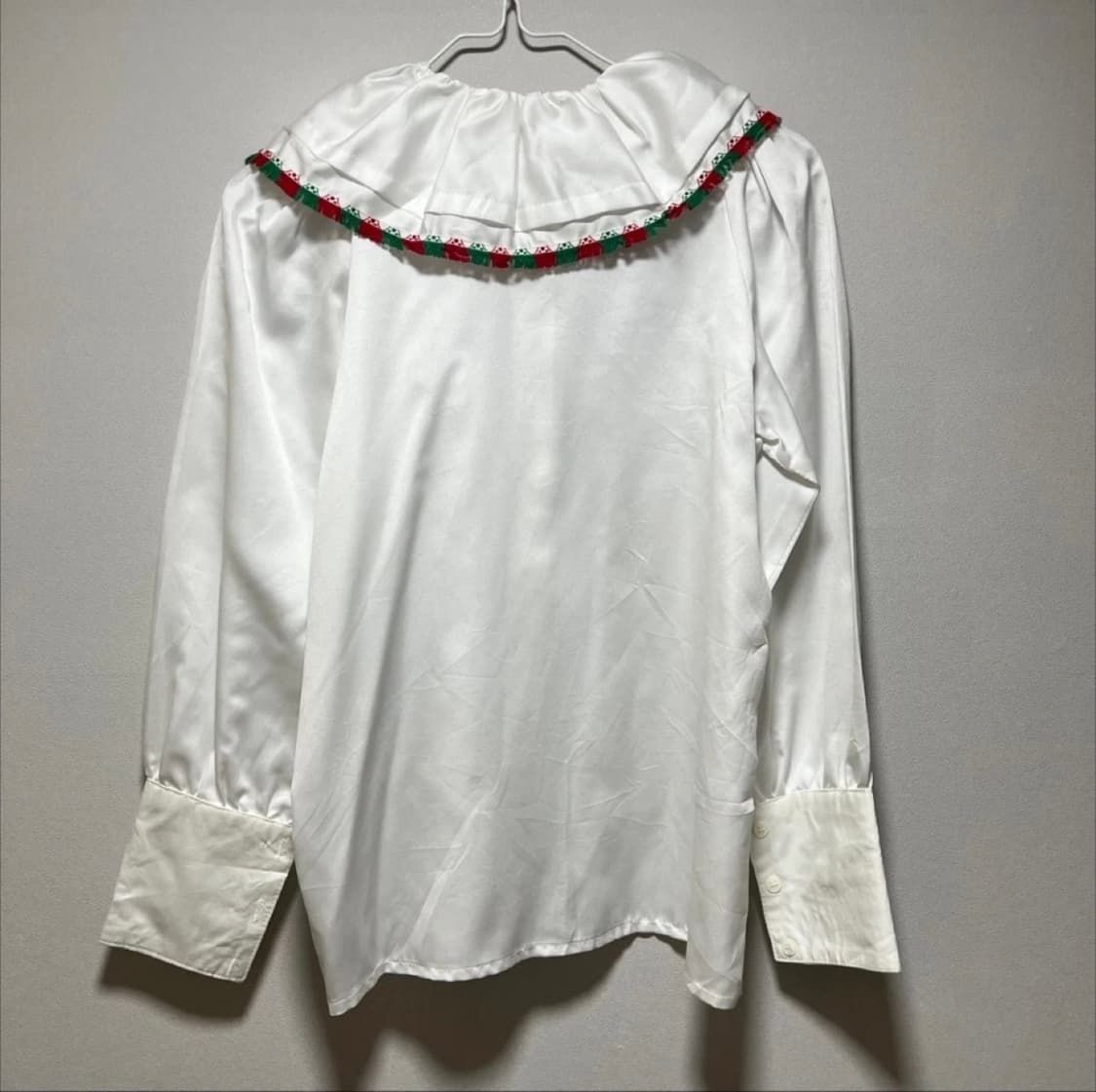 화이트 블라우스 상품이미지2