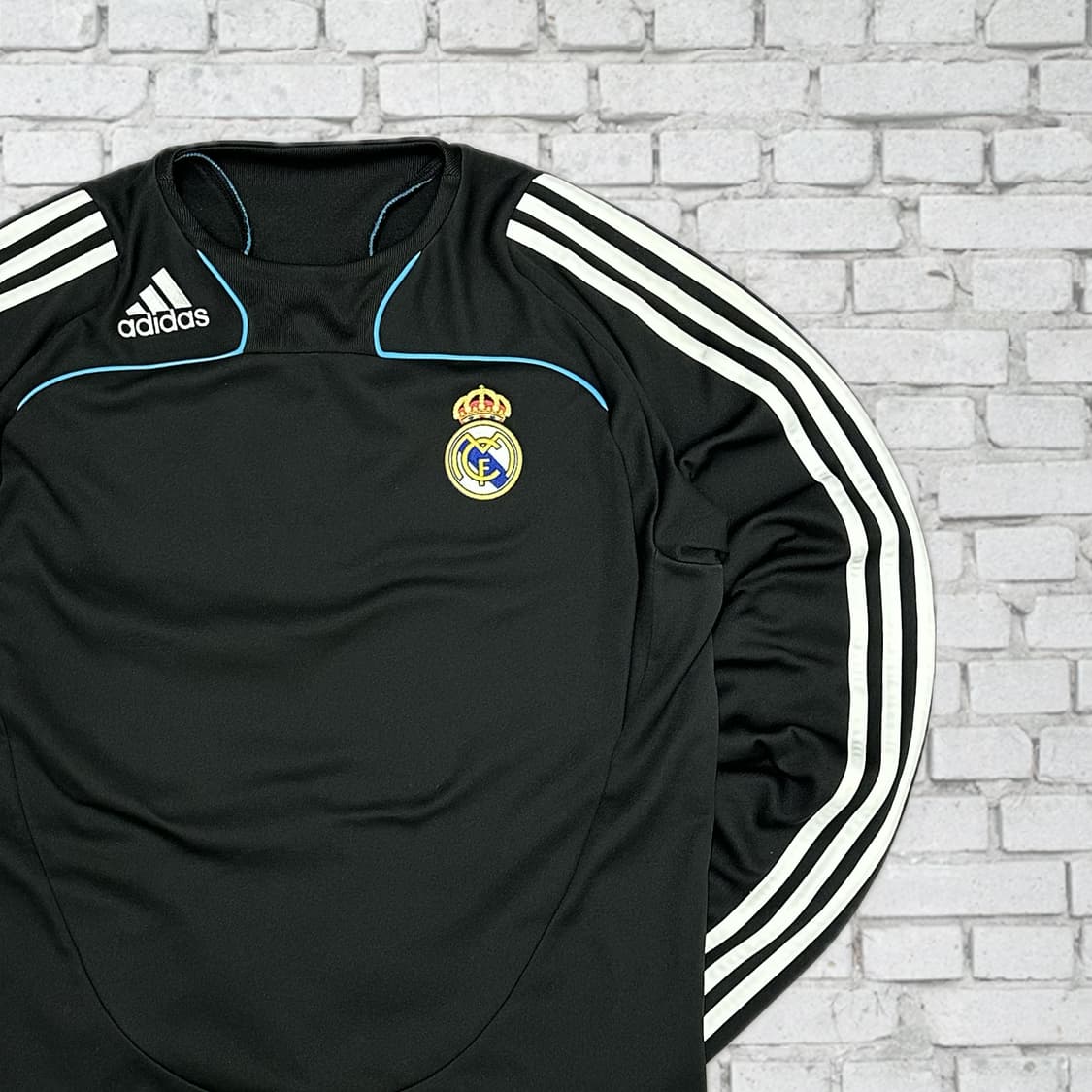 아디다스 00s 올드스쿨 레알마드리드 스웨트 100 상품이미지1