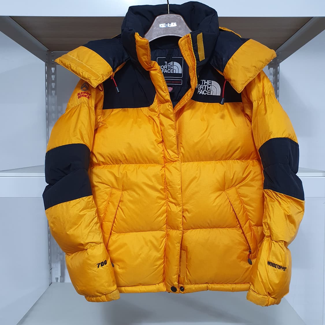 (85) 노스페이스 써밋 시리즈 700 윈드스토퍼 구스다운 패딩 상품이미지2