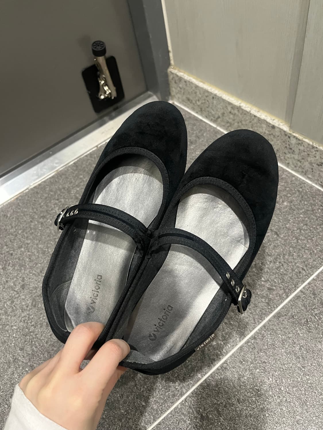 빅토리아 플랫슈즈 상품이미지1