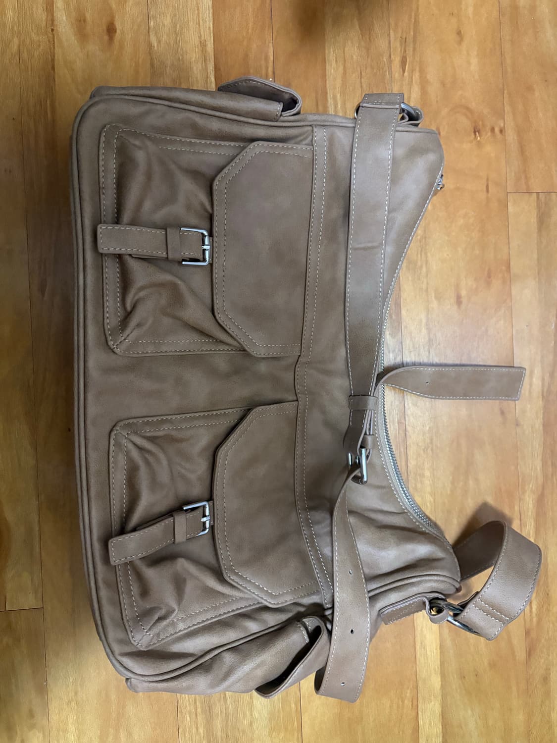 스탠드 오일 Joey Bag · 조이백 / 카멜 상품이미지3