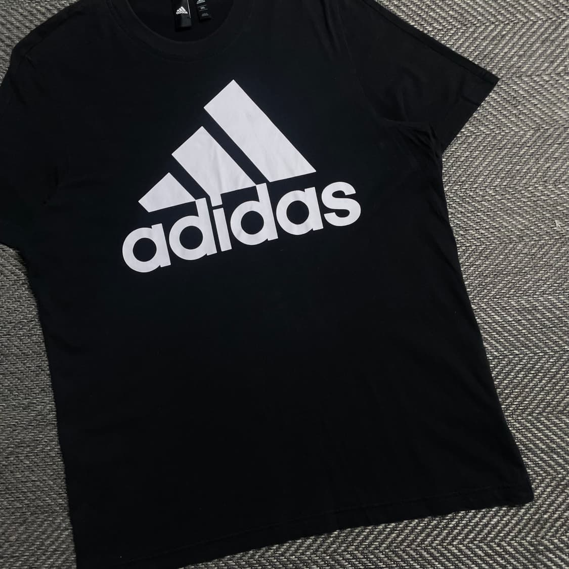 아디다스 에센셜 빅로고 반팔 티셔츠 블랙o 5401 상품이미지2