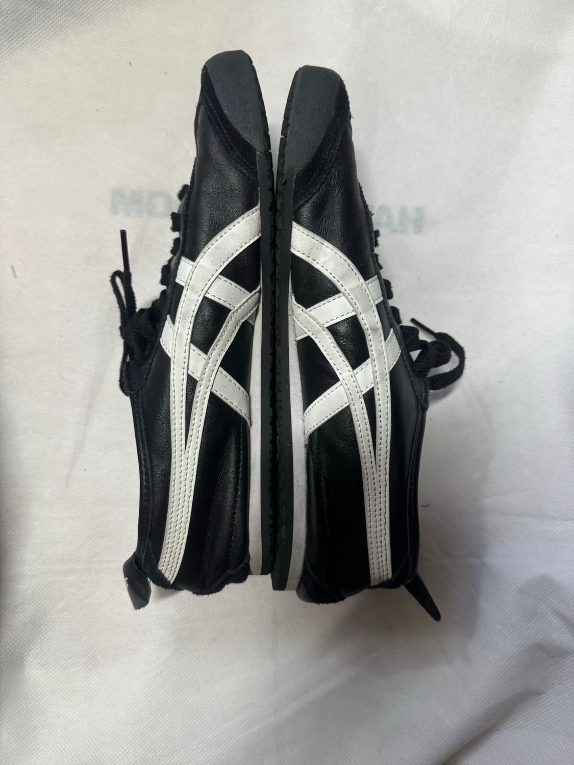 오니츠카타이커 멕시코66 블랙화이트 260사이즈 상품이미지3