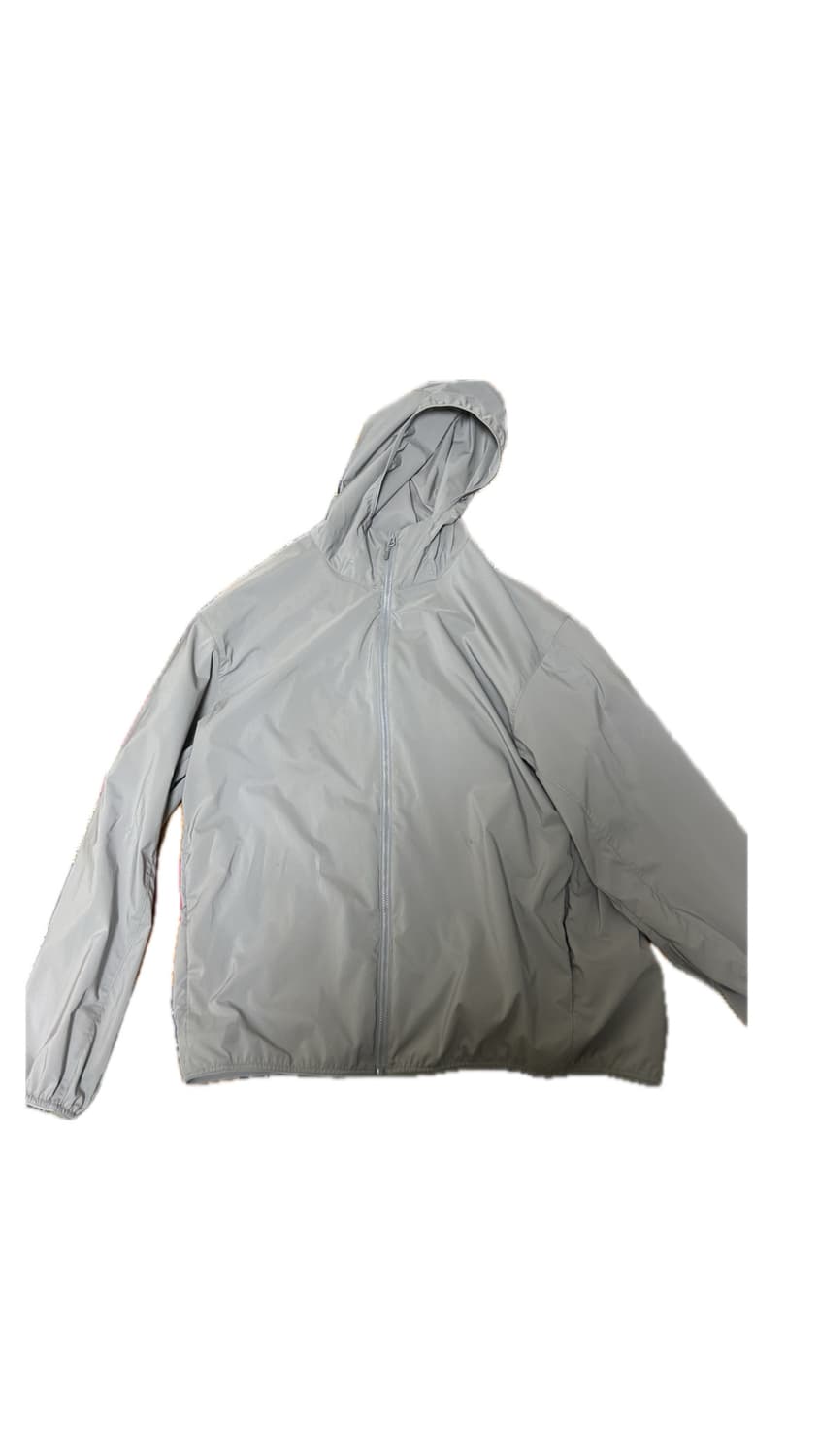 유니클로 포켓터블UV파카 팝니다. 상품이미지1