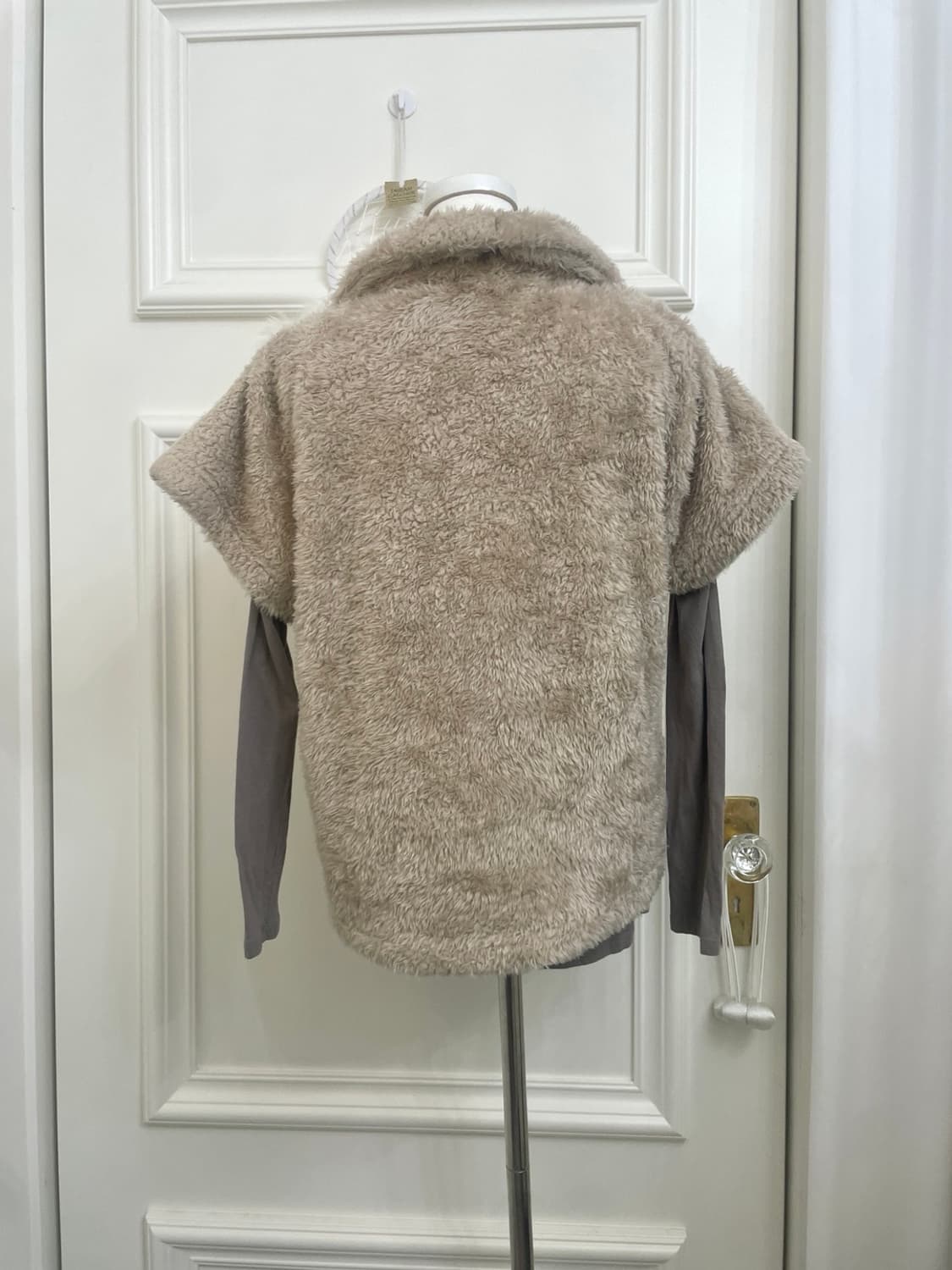 beige cat point warm fur mori vest&khaki 상품이미지3