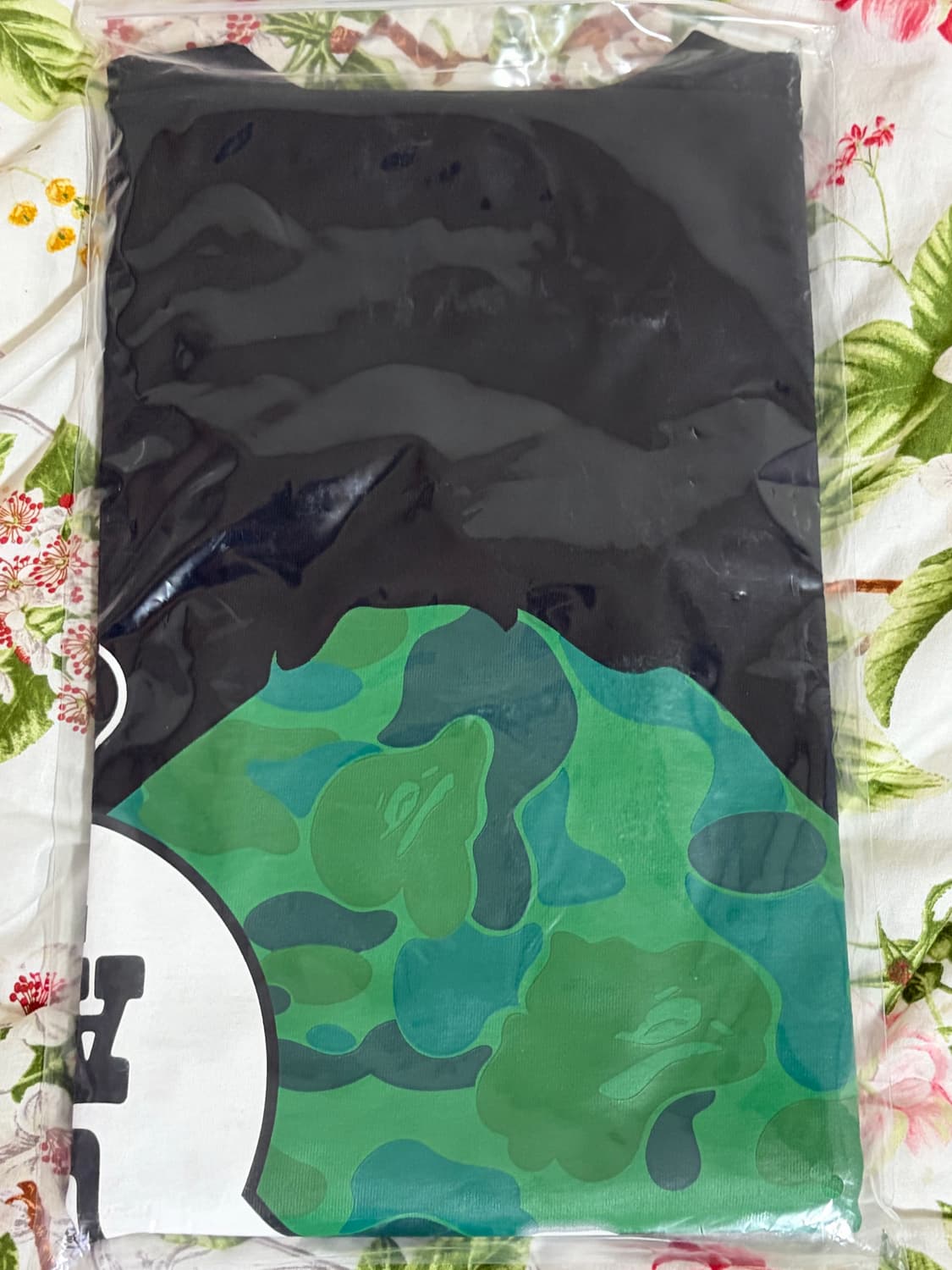 베이프 시부야 스토어 반팔 [L] (새상품) 상품이미지3