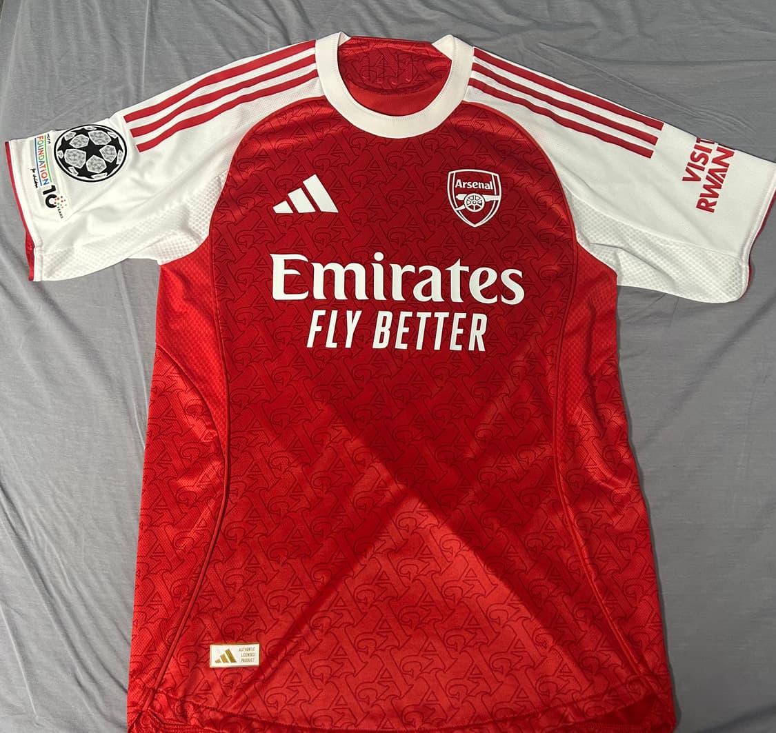 25/26 아스날 홈 어센틱 유니폼 상품이미지2