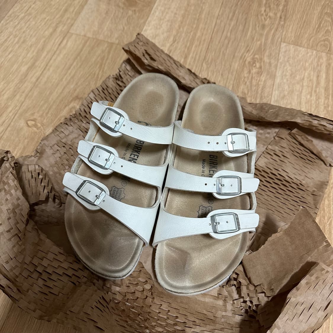 버켄스탁 플로리다 35사이즈 (225) 상품이미지1