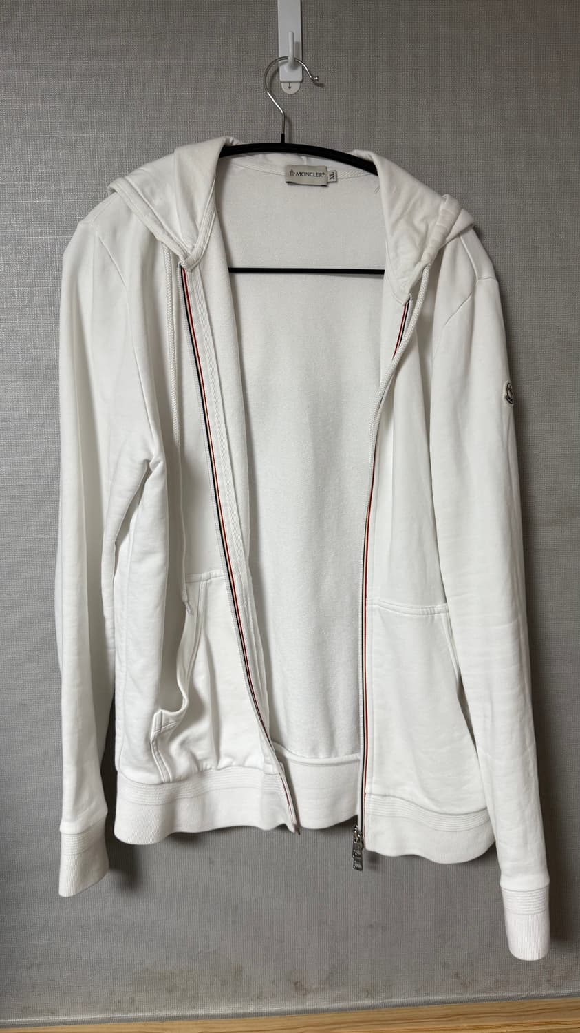 몽클레어 후드집업 상품이미지1