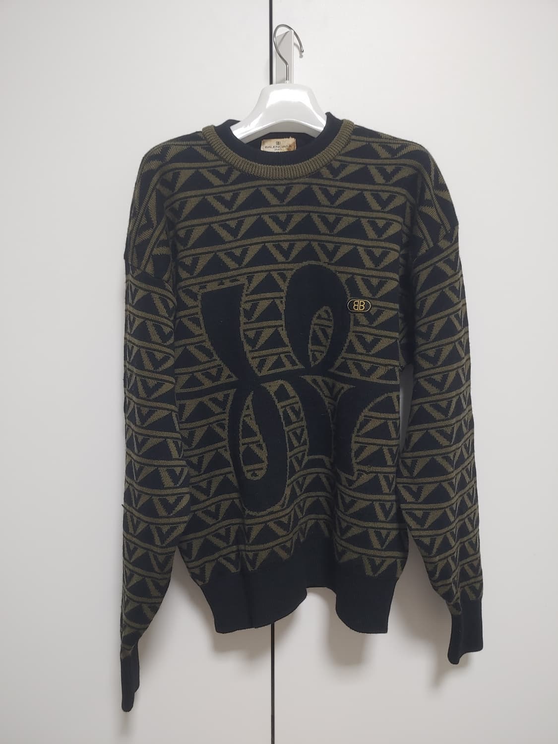 발렌시아가  정품  남성니트 -L사이즈 상품이미지1