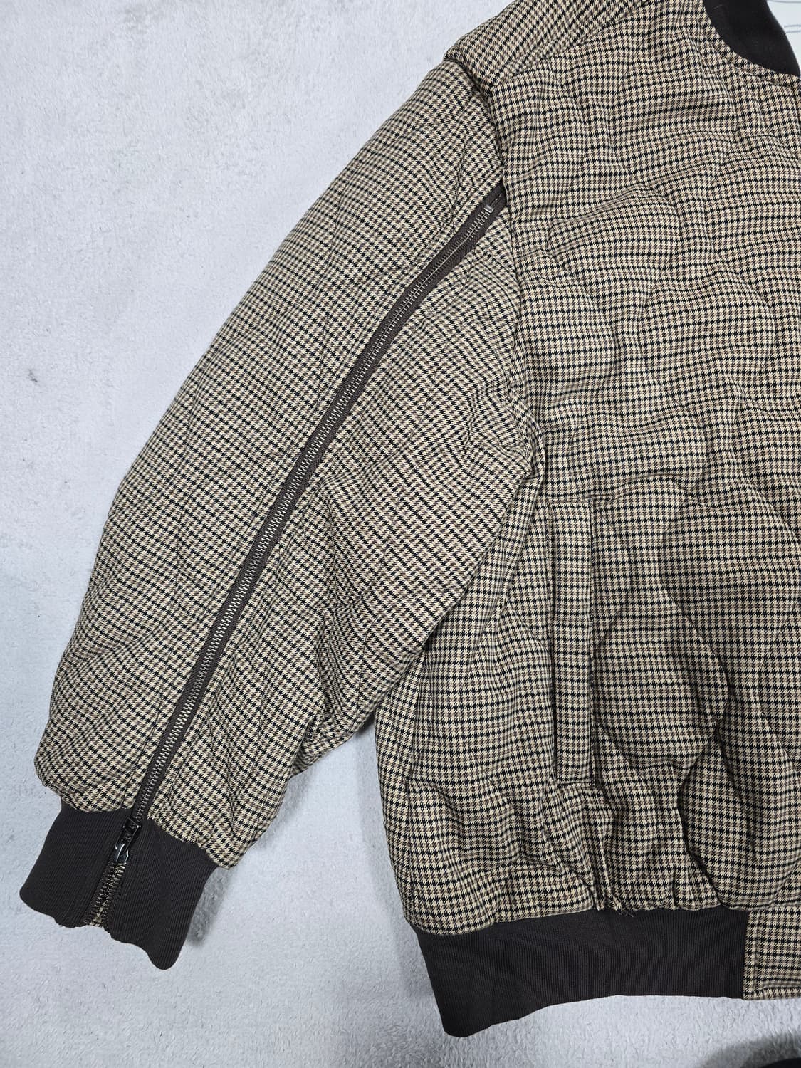ROKH X GU 퀄티드 체크 블루종 베이지 자켓 XL 상품이미지4