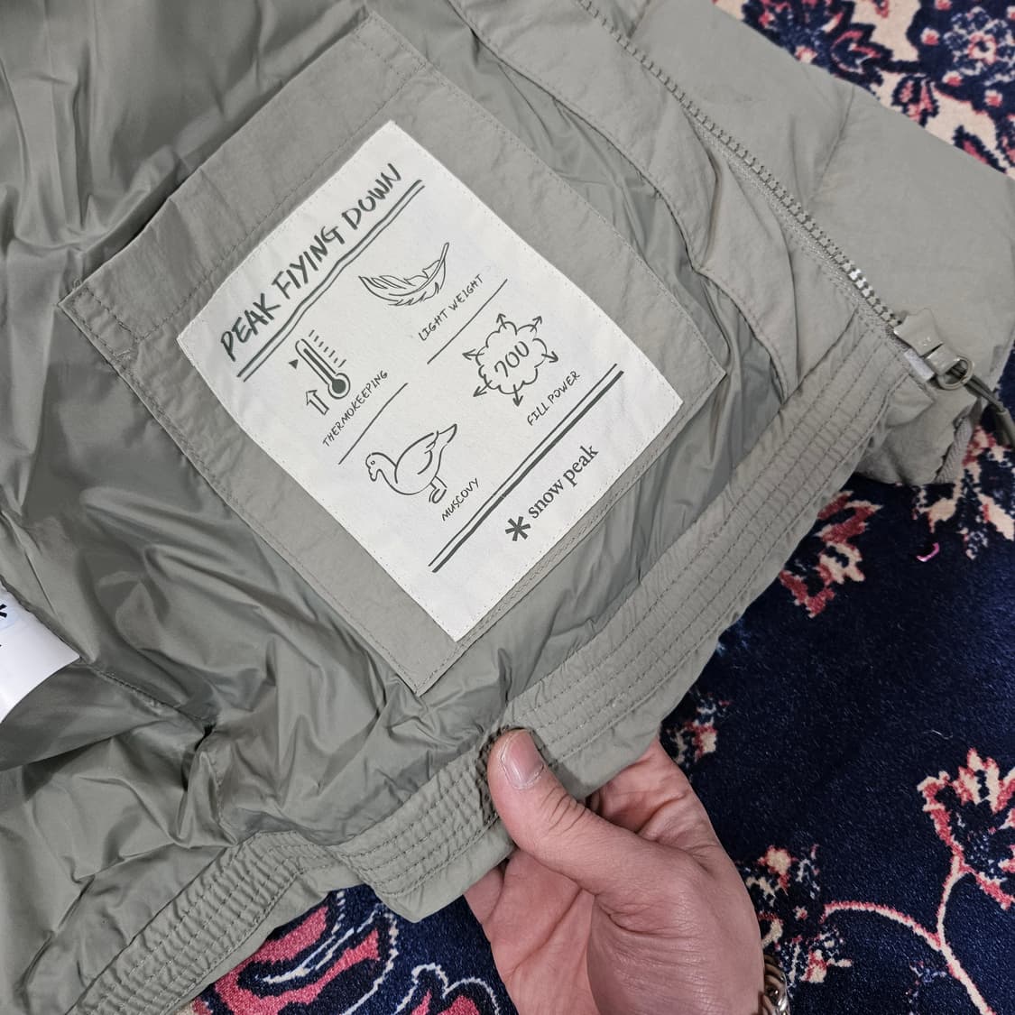 스노우피크 22fw 픽플라잉 다운 경량 라운드 패딩 점퍼 85size 상품이미지7