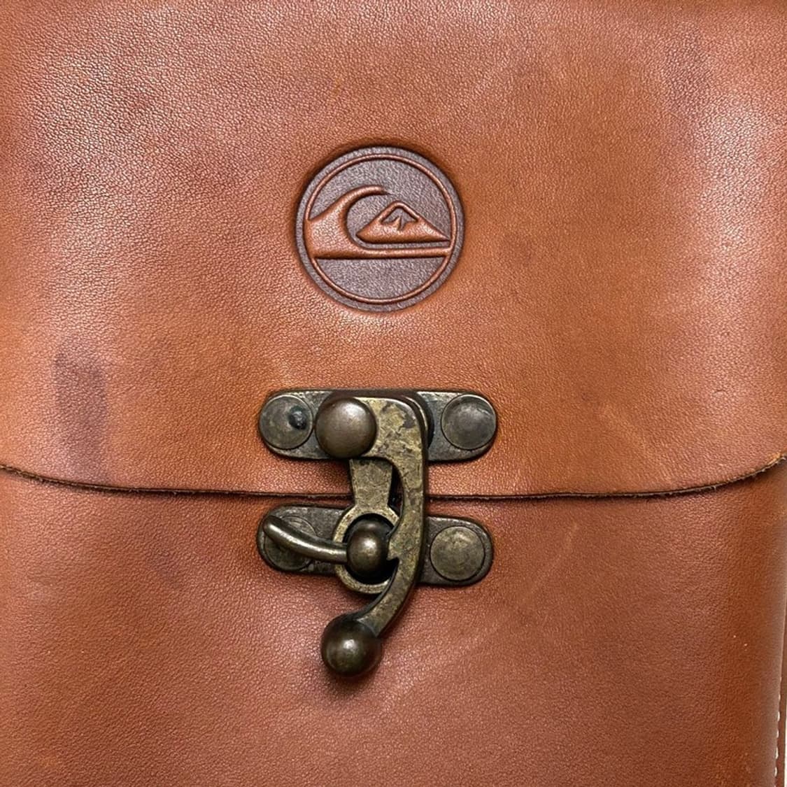 퀵실버 레더 미니 크로스백 상품이미지2