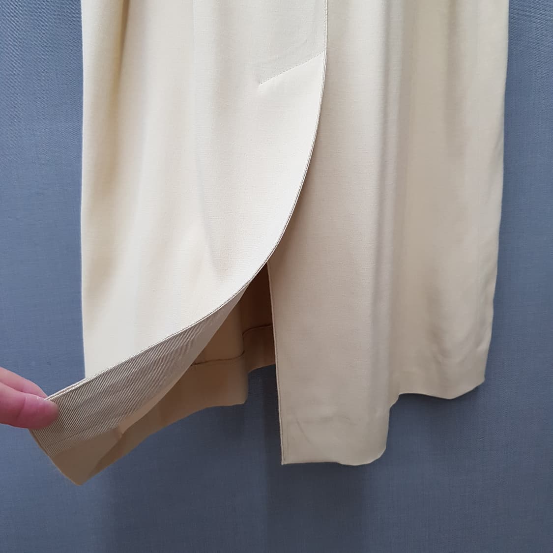 한섬 더캐시미어 미니멀 롱 원피스 82-94-160사이즈(택달린새제품) 상품이미지6