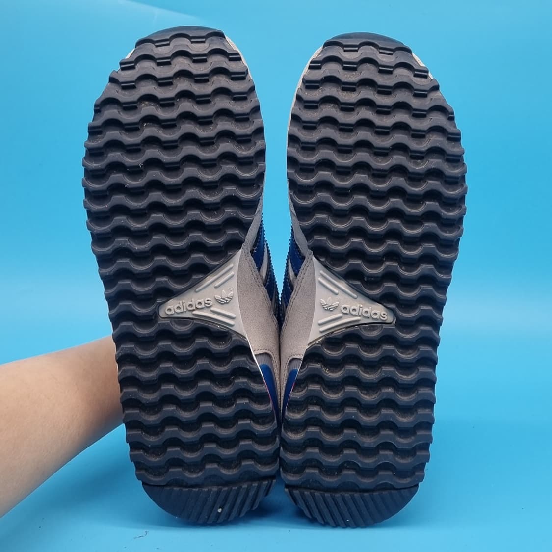 hhh 아디다스 ZX750 여성 운동화 235 상품이미지3