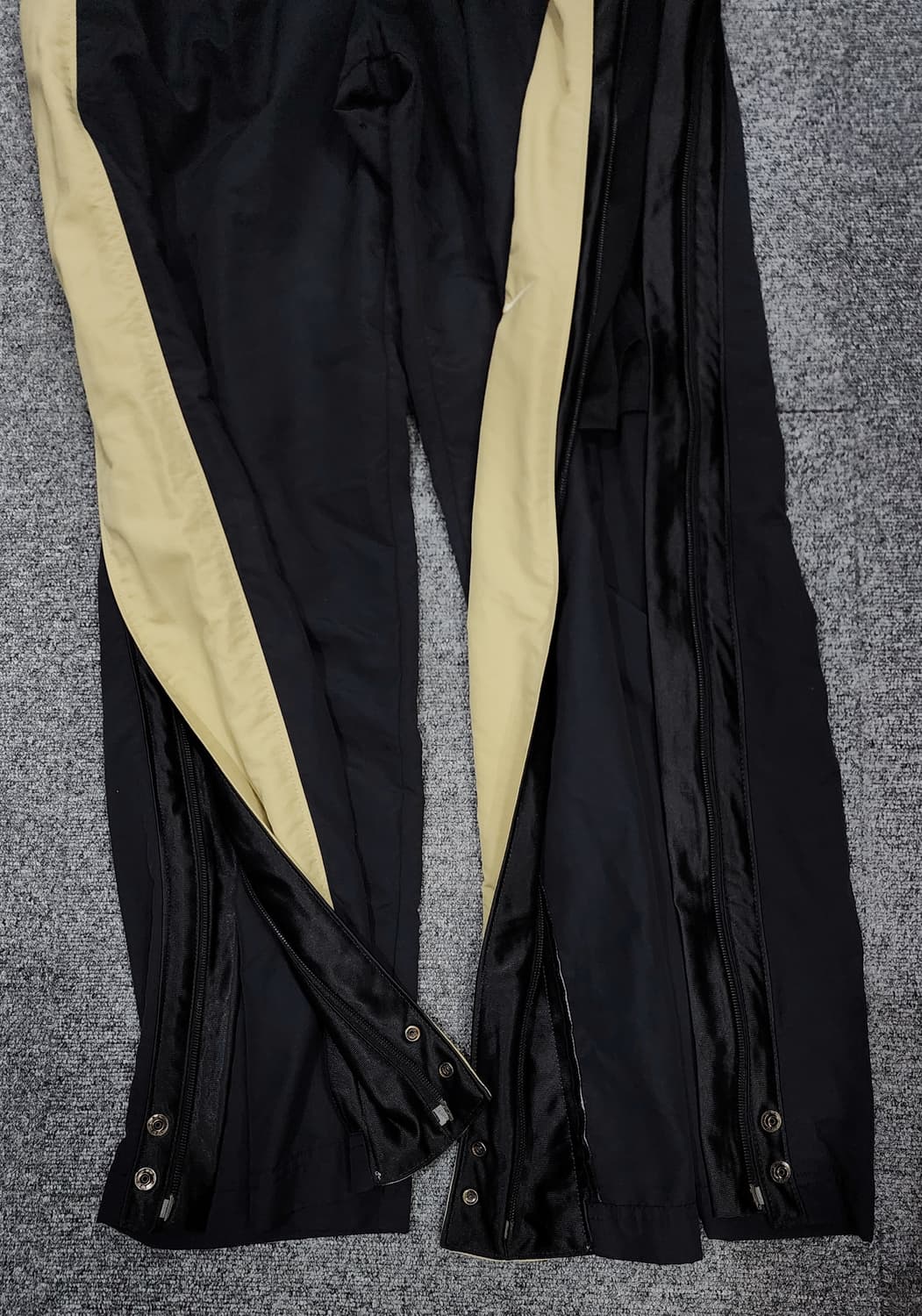 나이키 BG 배틀그라운드 사이드라인 절개 나일론 트랙팬츠 M 상품이미지6