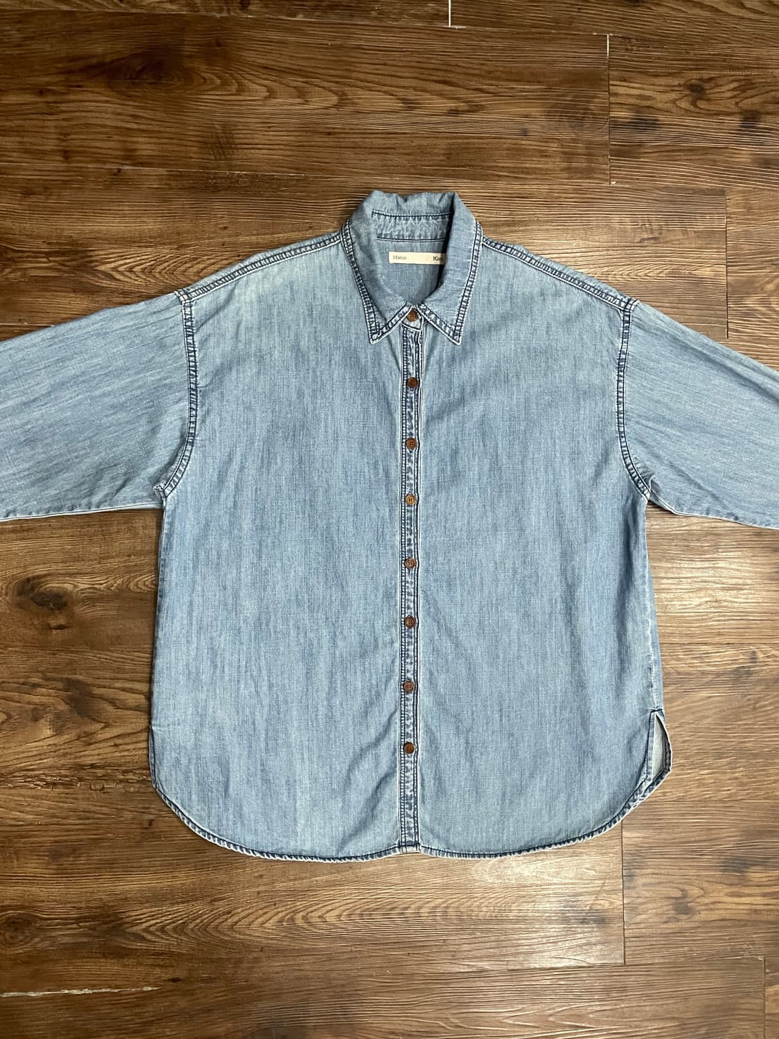 마뗑킴 워시드 오버핏 데님 셔츠 상품이미지1