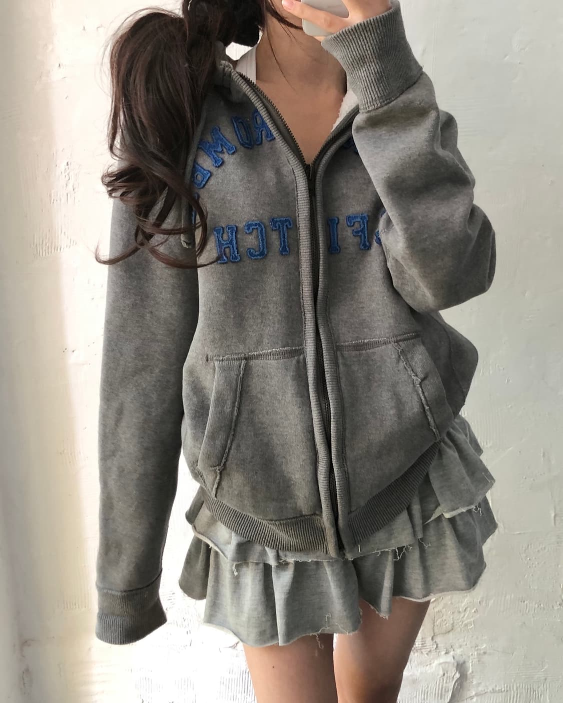  아베크롬비 그레이컬러 블루패치 레터링 후드집업 상품이미지2