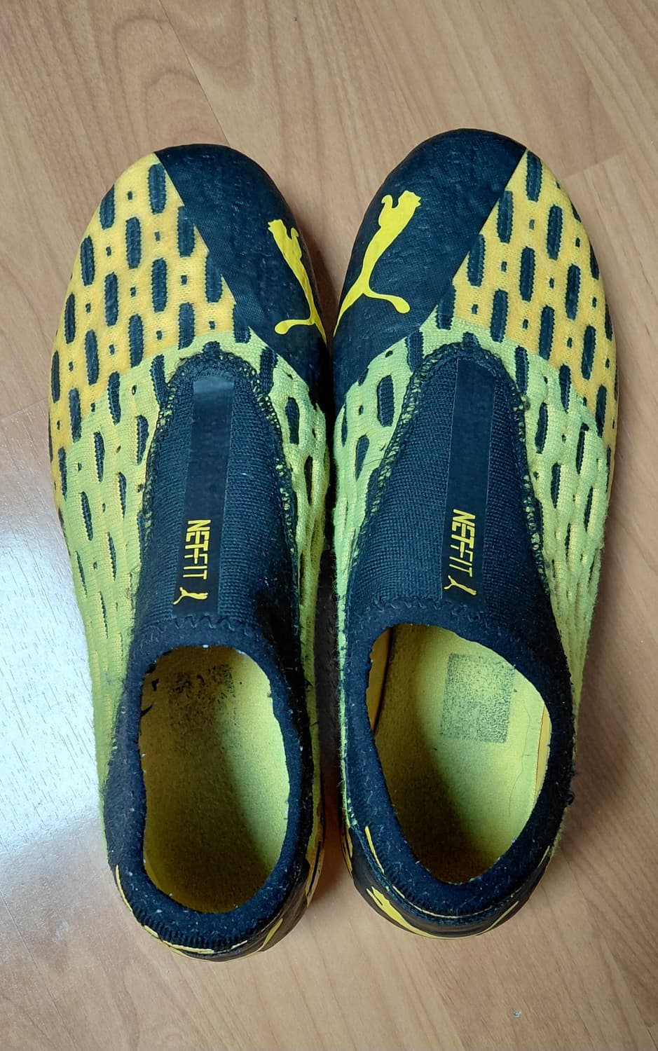 푸마 퓨쳐 네트핏 축구화 블랙/옐로우 250mm 무료배송 상품이미지7