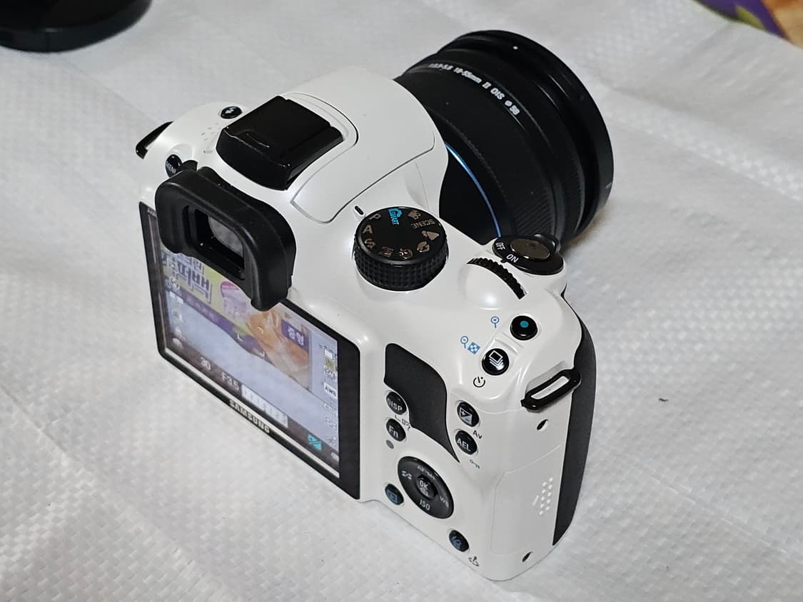 삼성 NX10 미러리스 카메라 18-55mm 렌즈 세트 상품이미지8