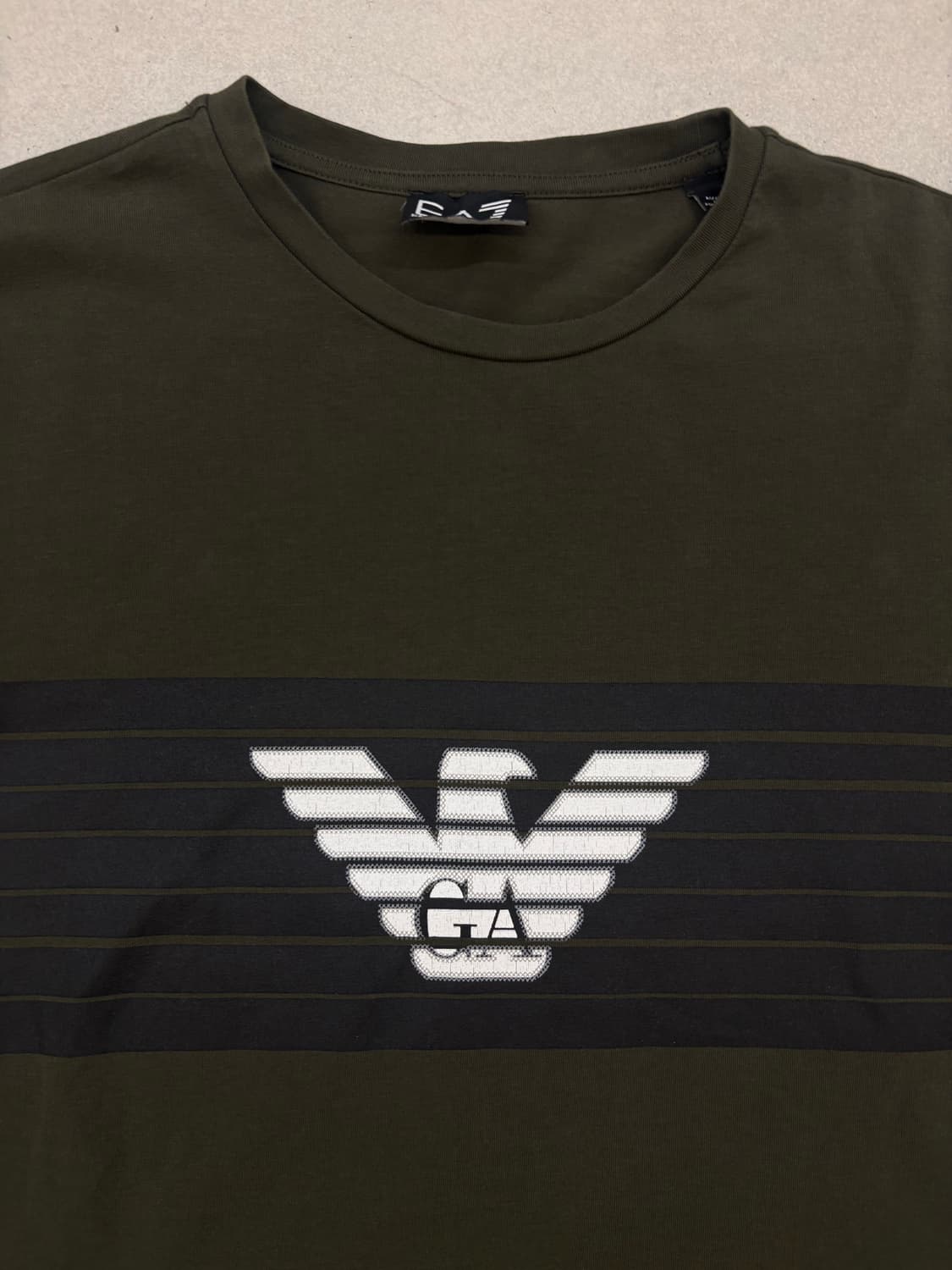 엠포리오 아르마니 프론트 로고 티셔츠 상품이미지5