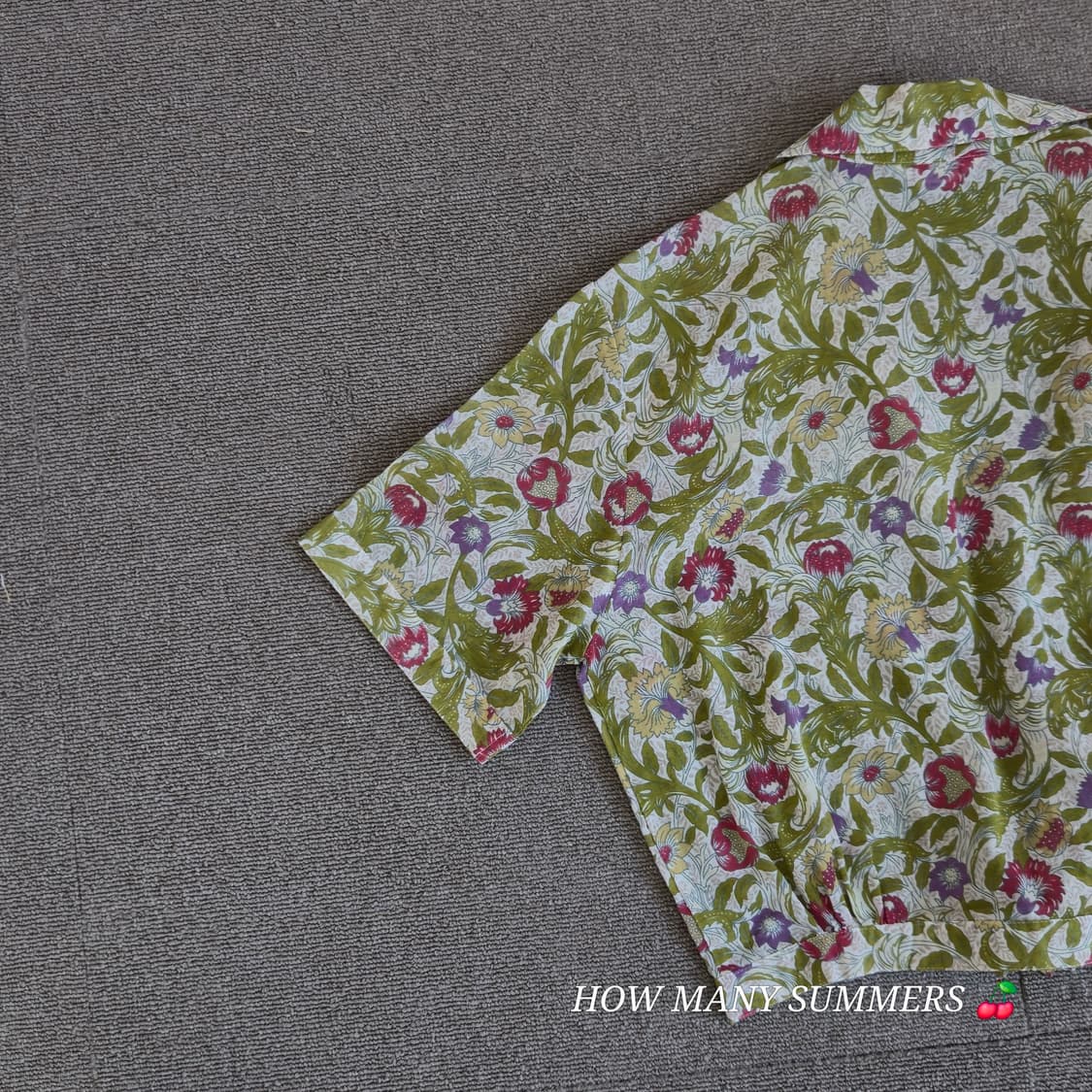 Vintage 반팔 블라우스 패턴 College Field 상품이미지4