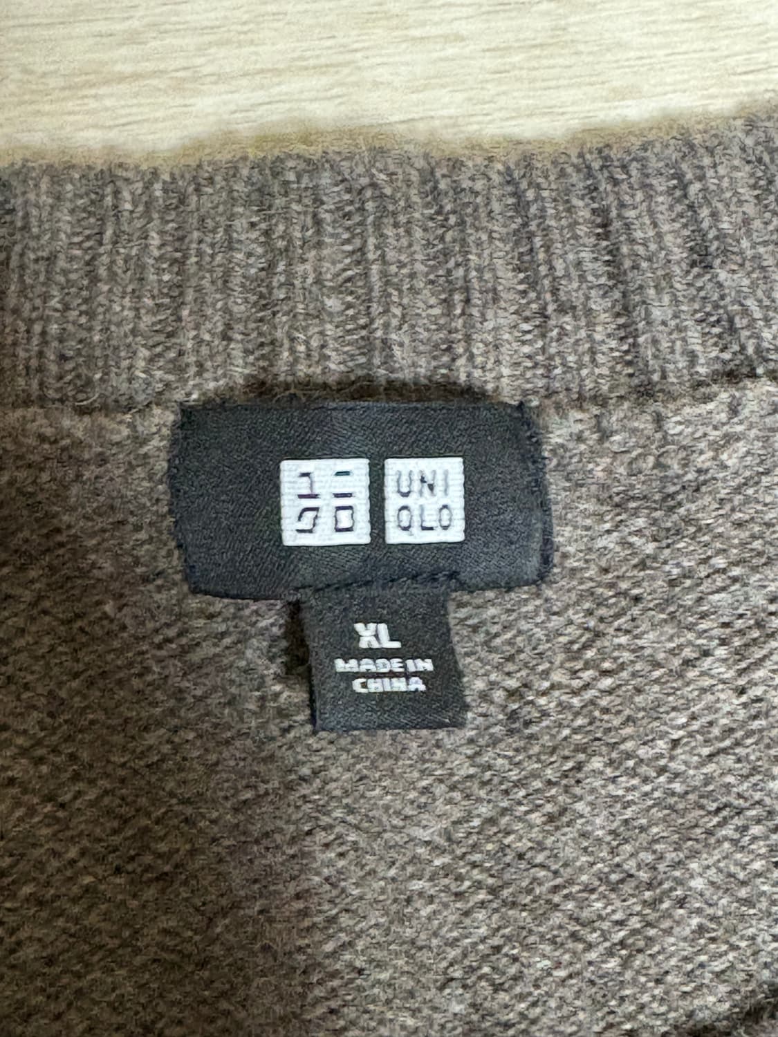 유니클로 아가일 니트 상품이미지2