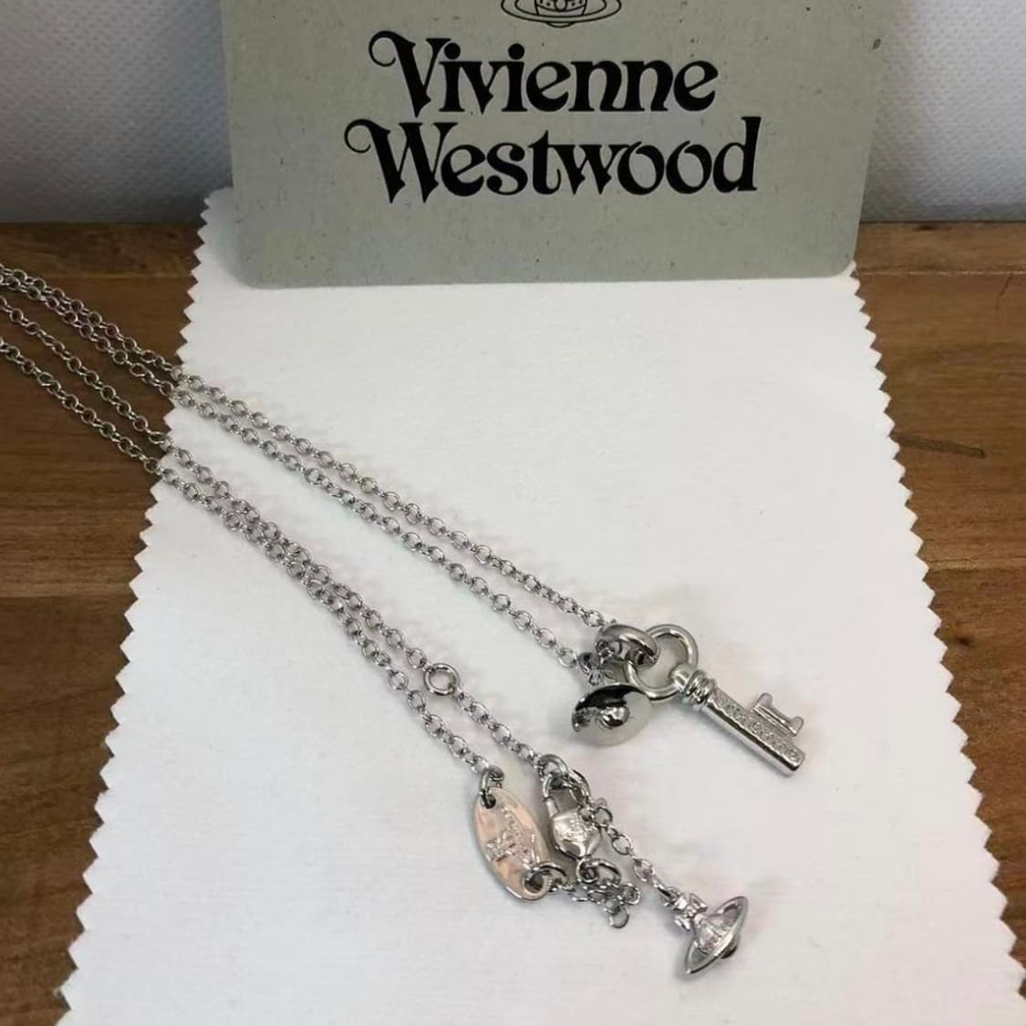 비비안웨스트우드 아카이브 열쇠 orb 팬던트 목걸이 상품이미지3