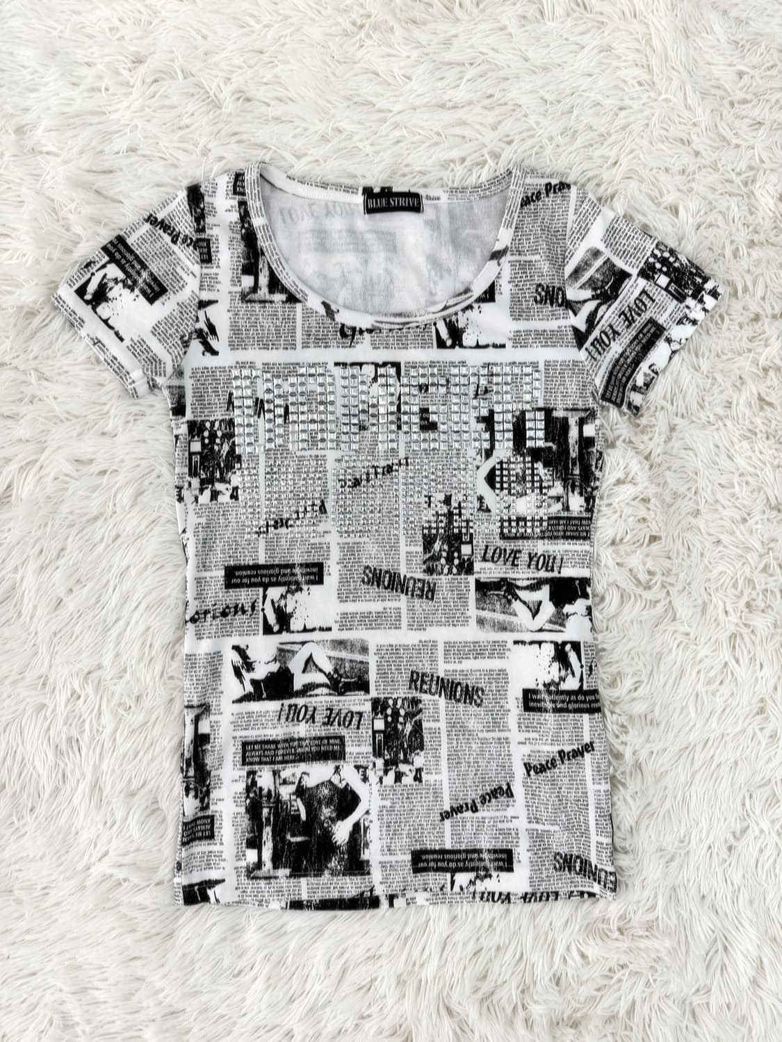 큐빅뉴스페이퍼프린트탑 상품이미지1