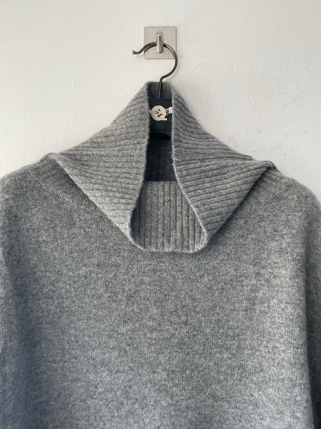 서브셋 하이넥 울캐시 니트 그레이 새상품 상품이미지2