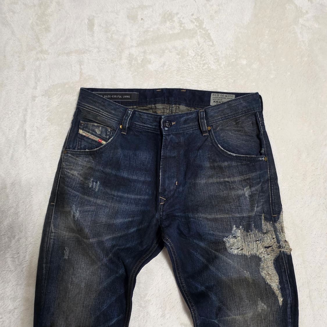 (32)Diesel 디젤 데미지 워싱 데님 팬츠 상품이미지2