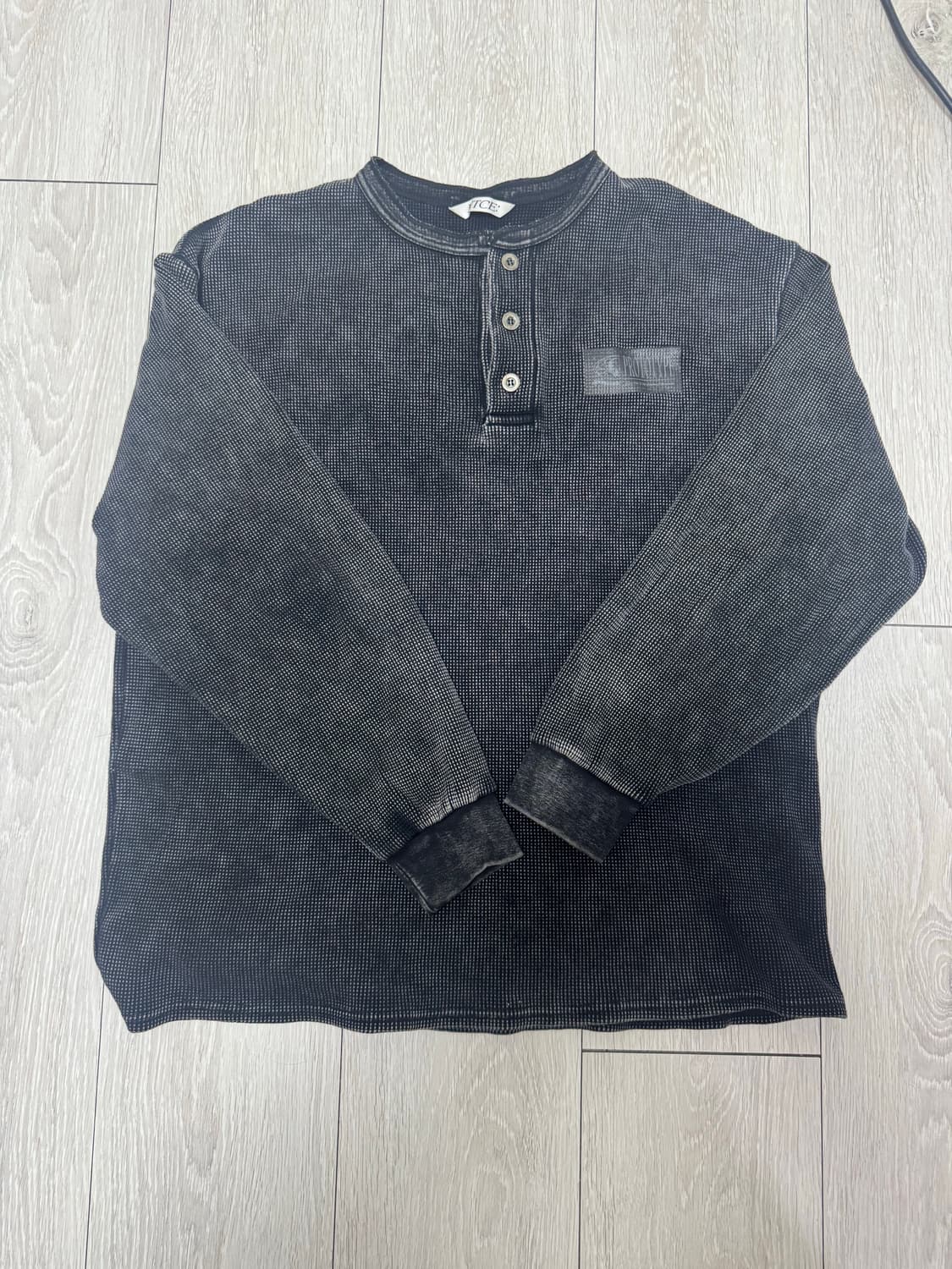 [M] etce 이티씨이 와플 헨리넥 차콜 상품이미지1