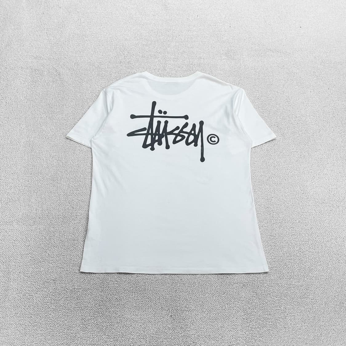 스투시 Stussy 베이직 로고 반팔 티셔츠 화이트 상품이미지1