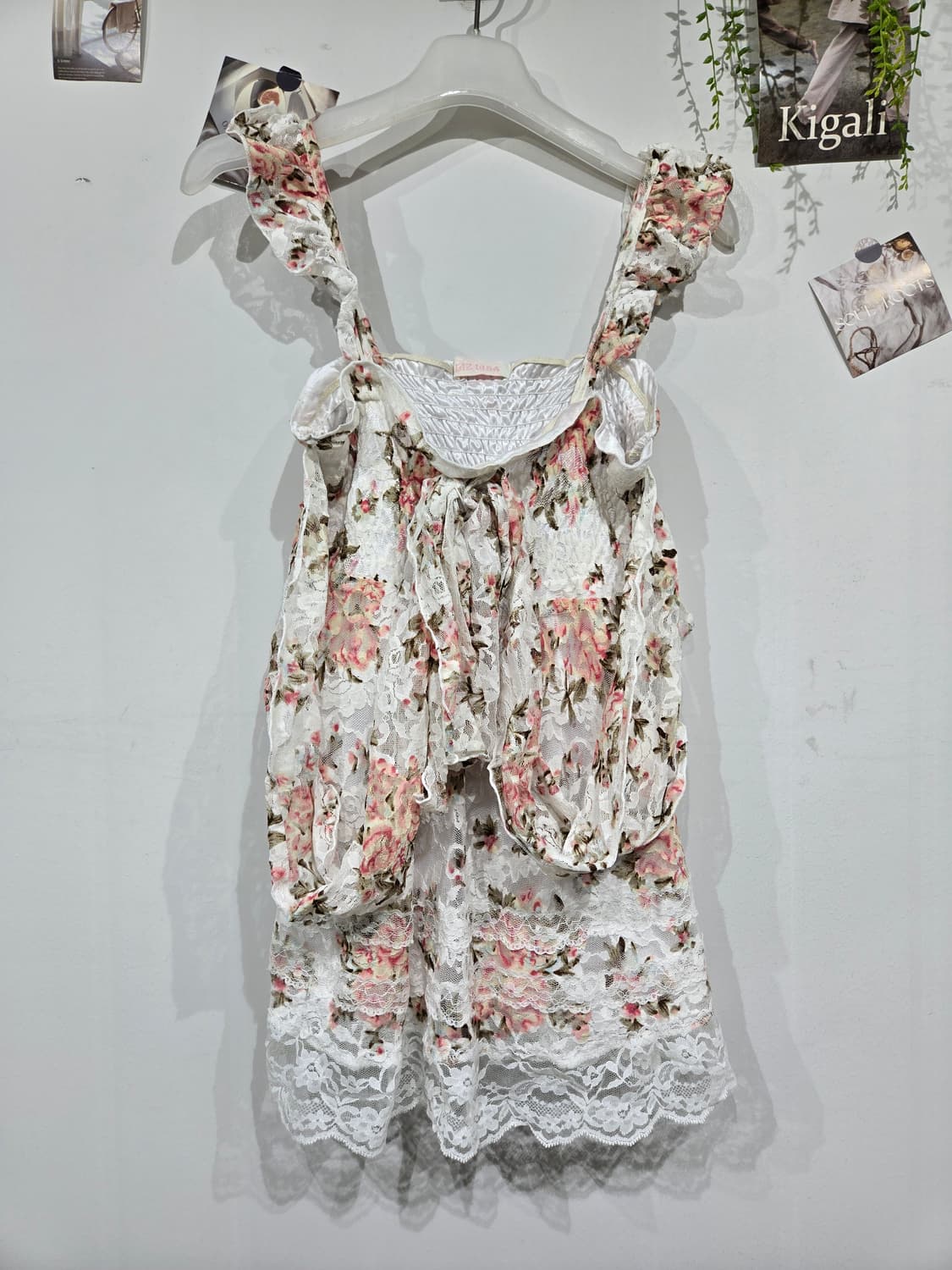 리즈 리사 레이스 플라워 펀칭 블라우스 상품이미지3