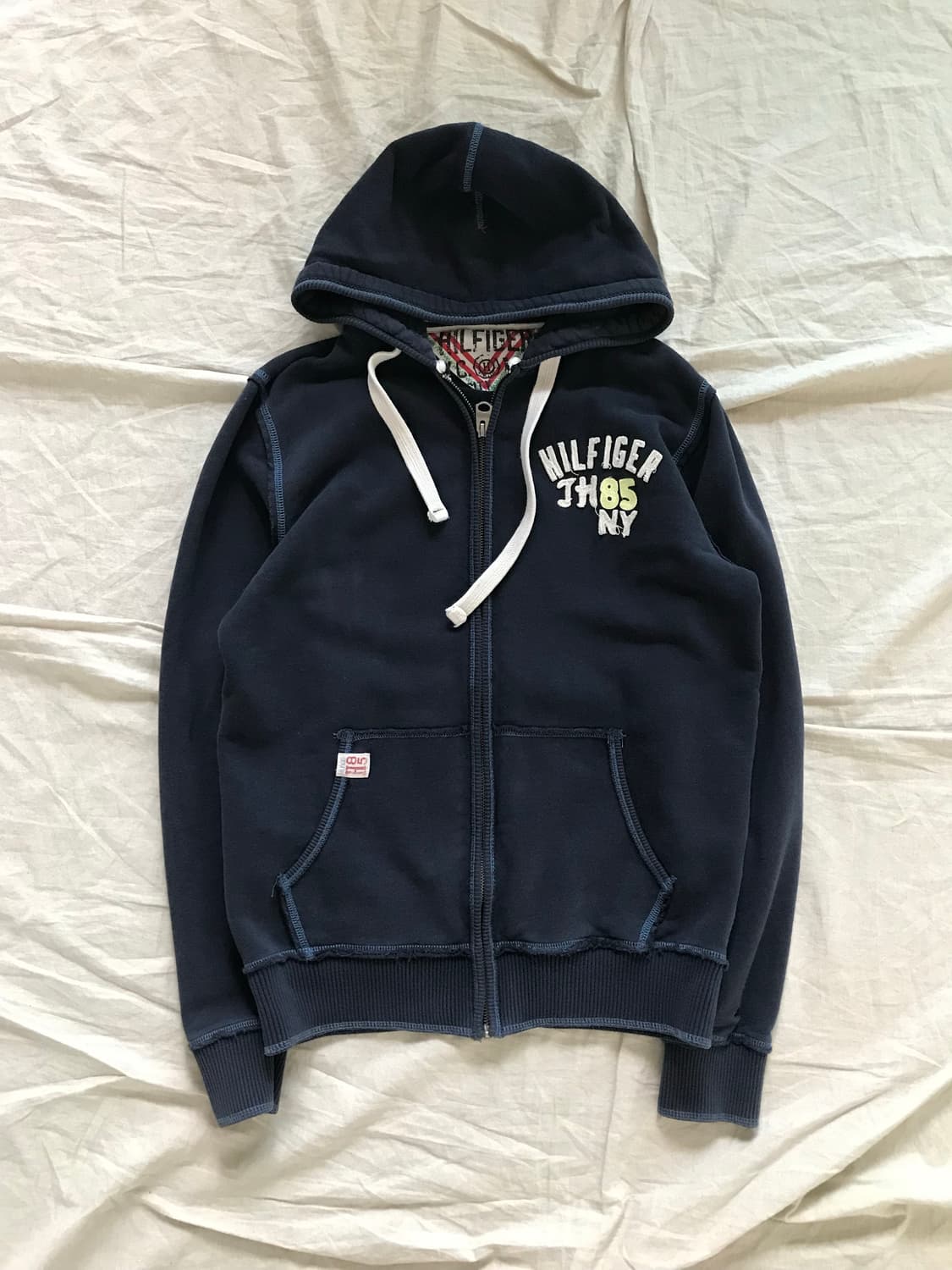 타미힐피거 자수로고 피그먼트 네이비 후드집업 상품이미지5