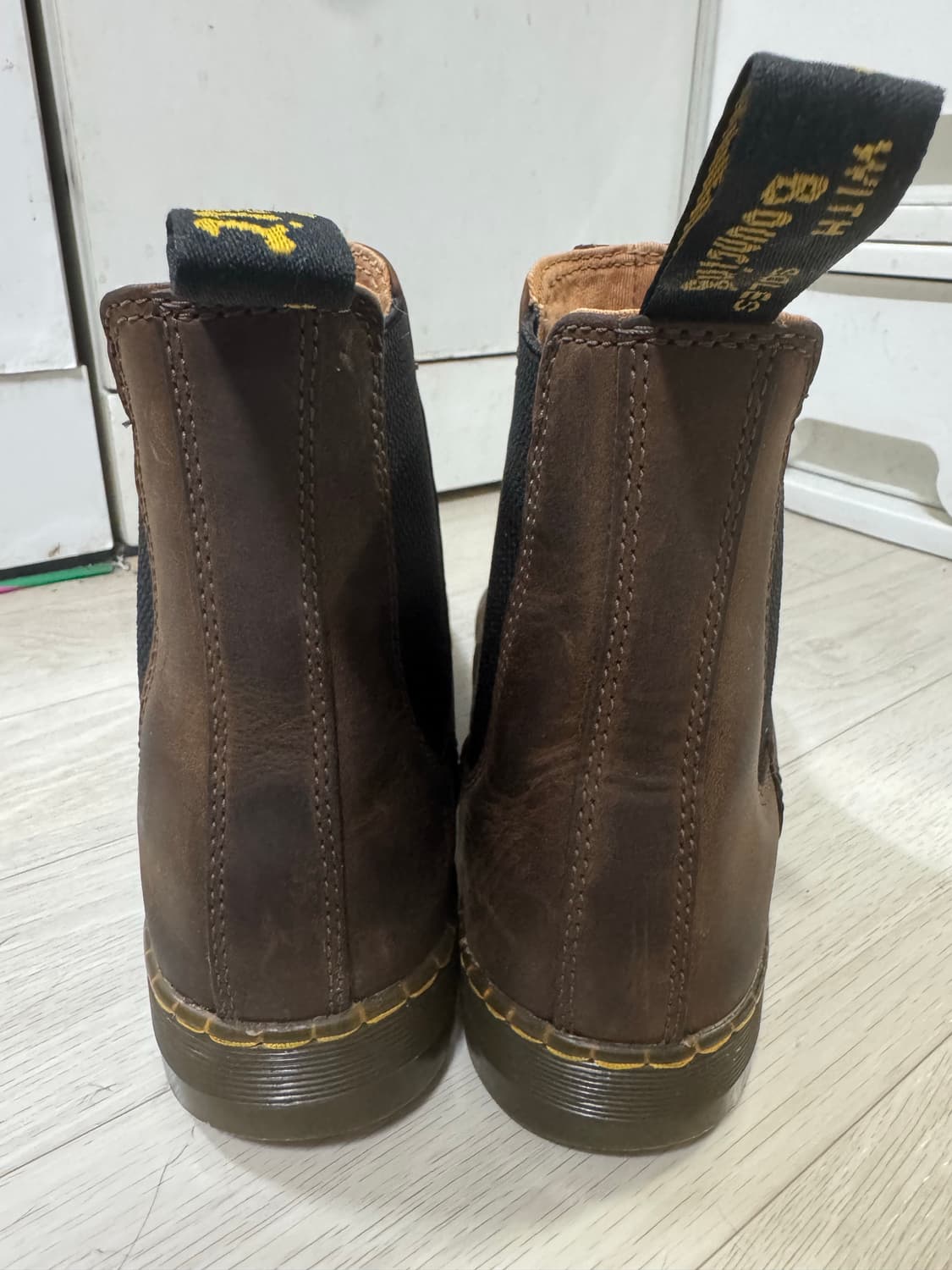 닥터마틴 하레마부츠 브라운 uk9 상품이미지4