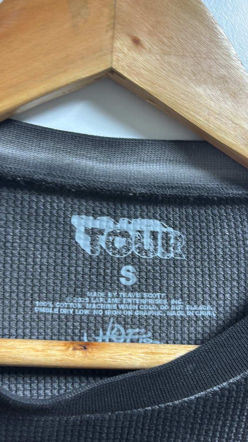 트래비스스캇 내한 MD 와플롱슬리브 s사이즈 상품이미지2