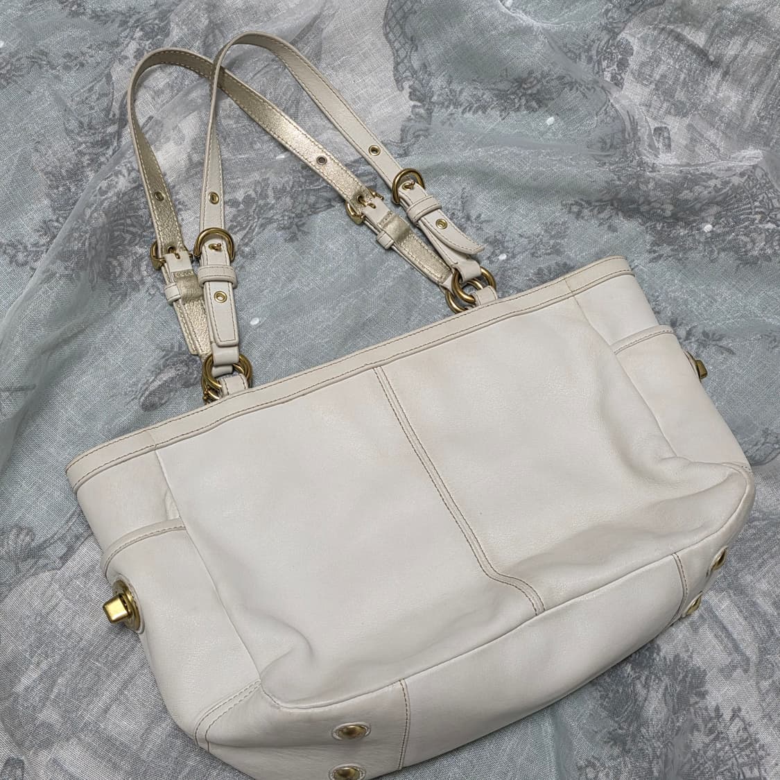 빈티지 코치 Coach 레더 숄더백 y2k 오네갸루 상품이미지3