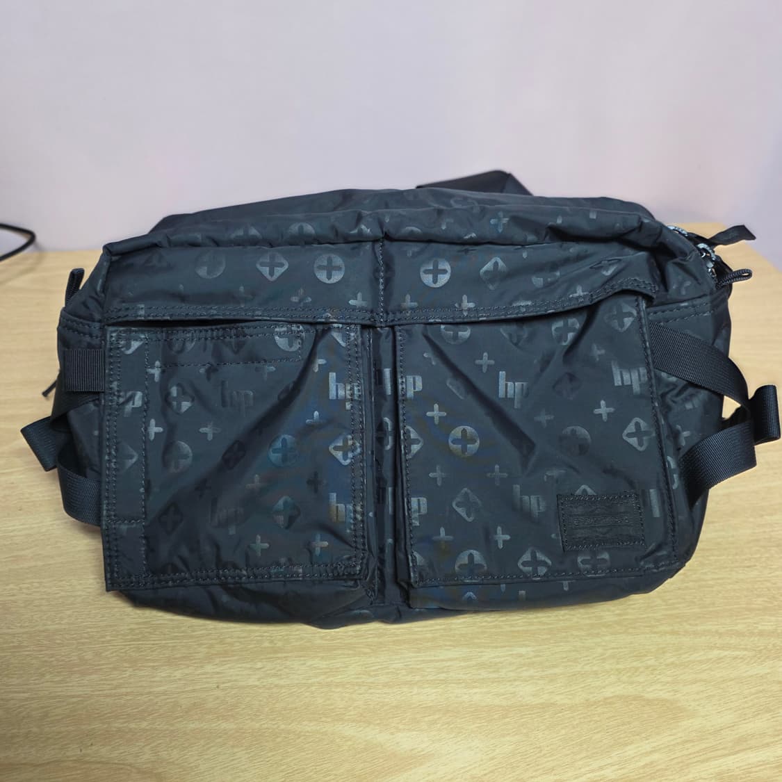 희소! 요시다포터x헤드포터 블랙 뷰티 메신저백 상품이미지3