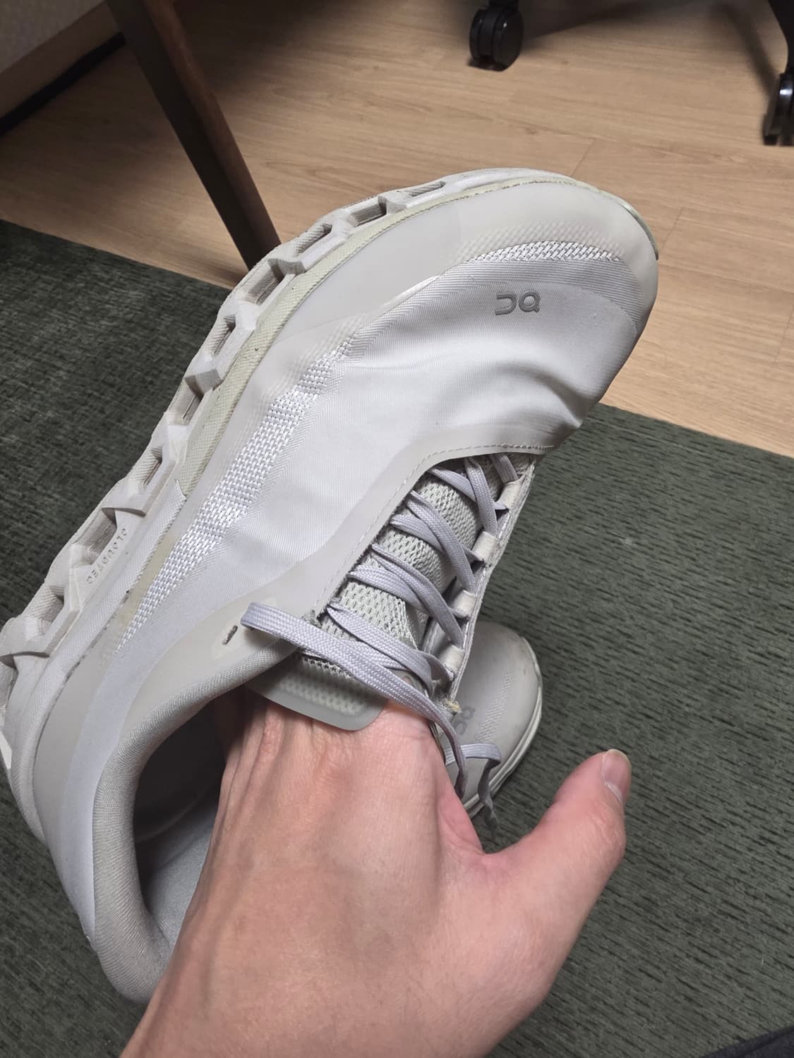 온러닝 파프 클라우드몬스터2 문더스트 초크  275 상품이미지1