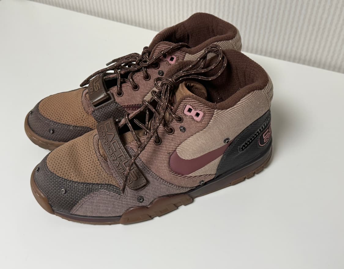 (US8) 나이키 x 트래비스 스캇 에어 트레이너 1 상품이미지4