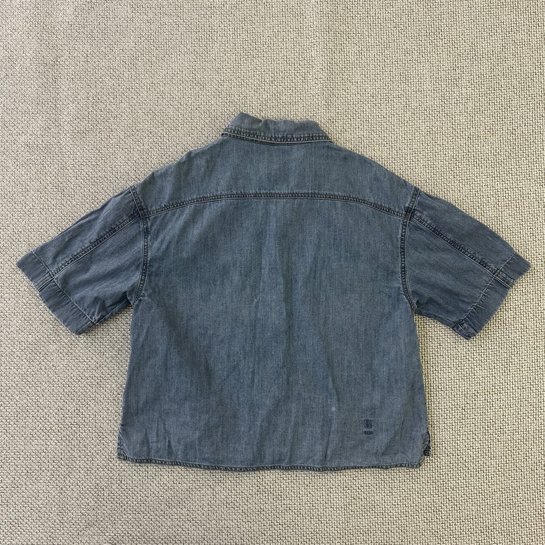 95-165 헤지스 루즈핏 반팔 데님 셔츠 0416D 상품이미지4