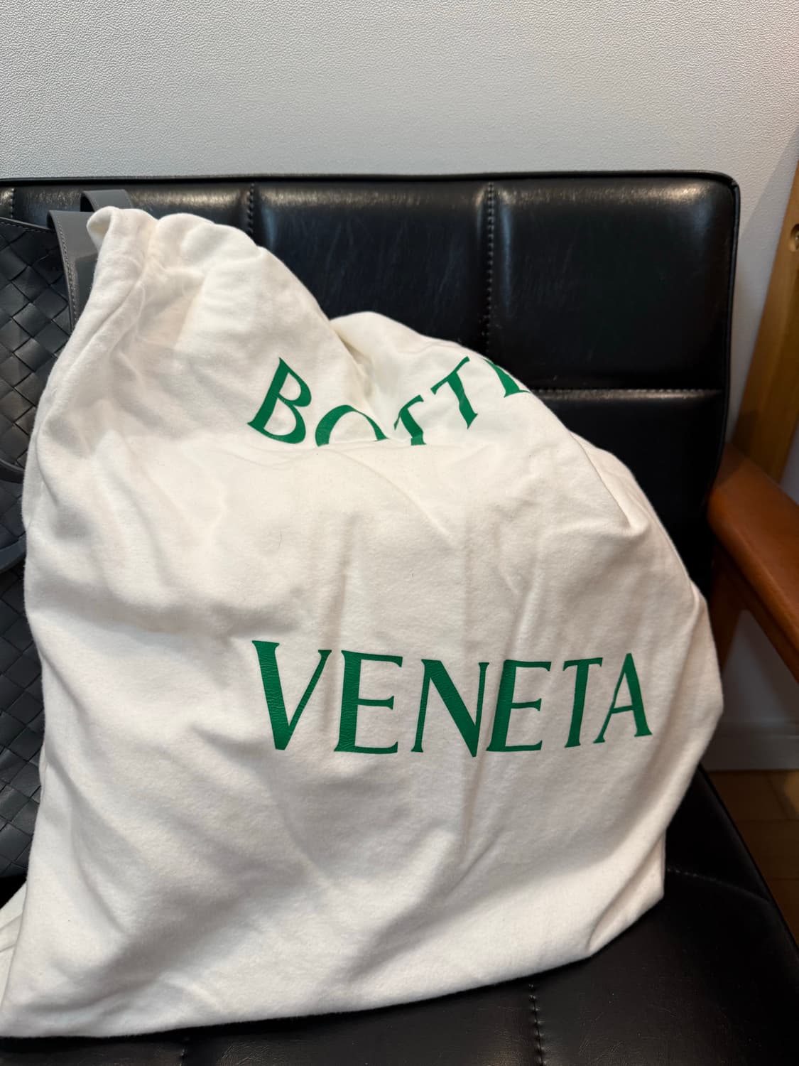 보테가베네타 토트백 상품이미지4