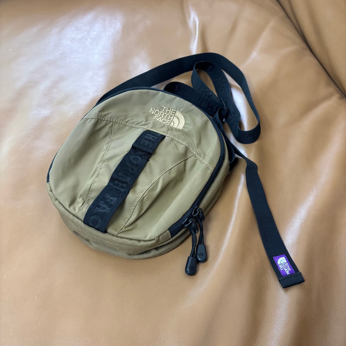 나나미카 노스페이스 퍼플라벨 샤코슈 크로스백 가방 상품이미지1