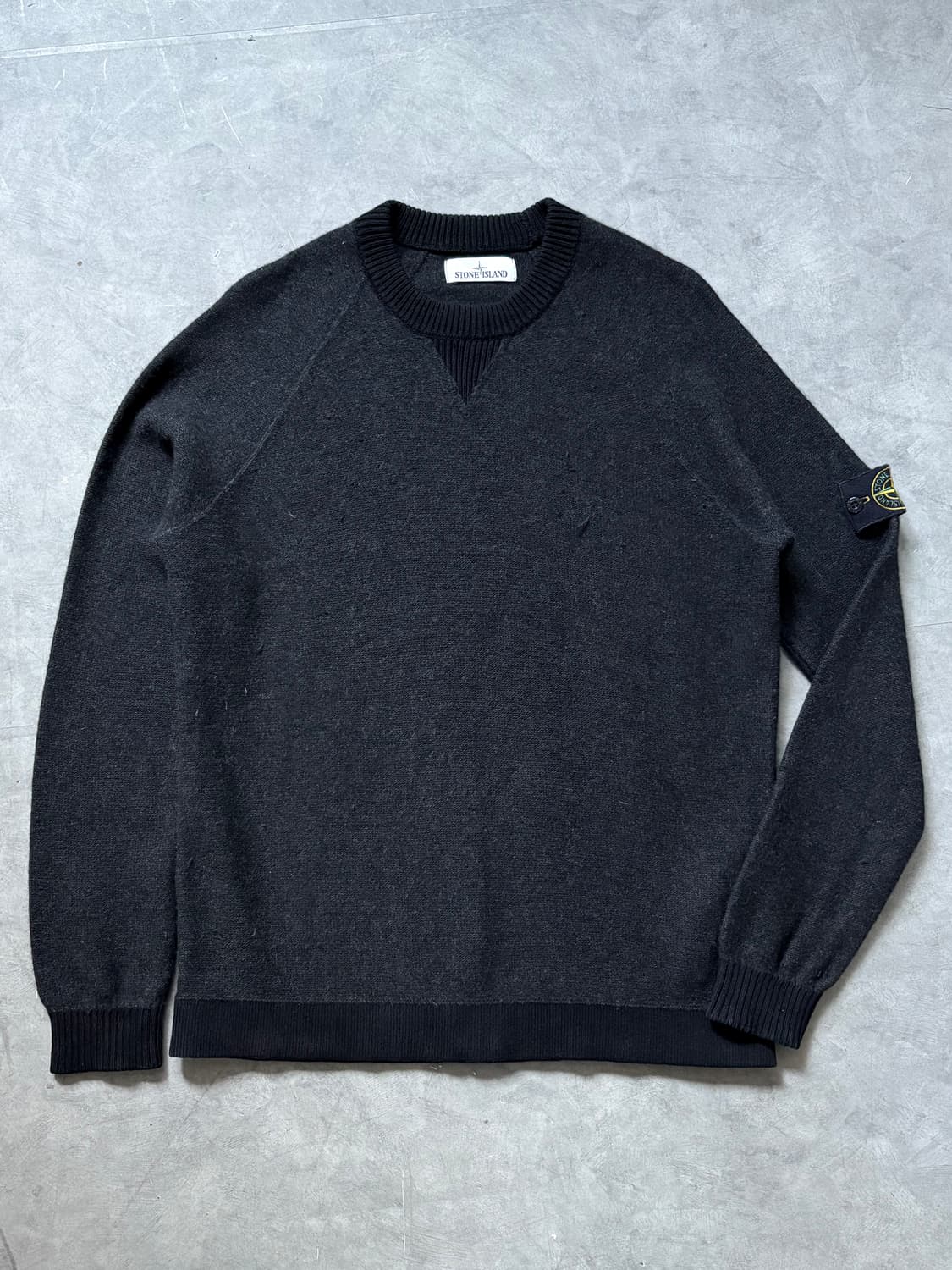 Stone-Island 스톤아일랜드 캐시미어 울 와펜 니트  상품이미지1